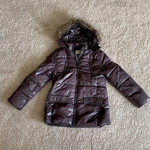I’m selling a Zara winter jacket or puffer. It’s size is 13/14